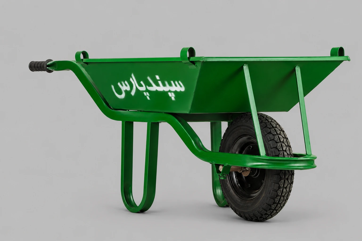 فرغون قلابدار سپند پارس
